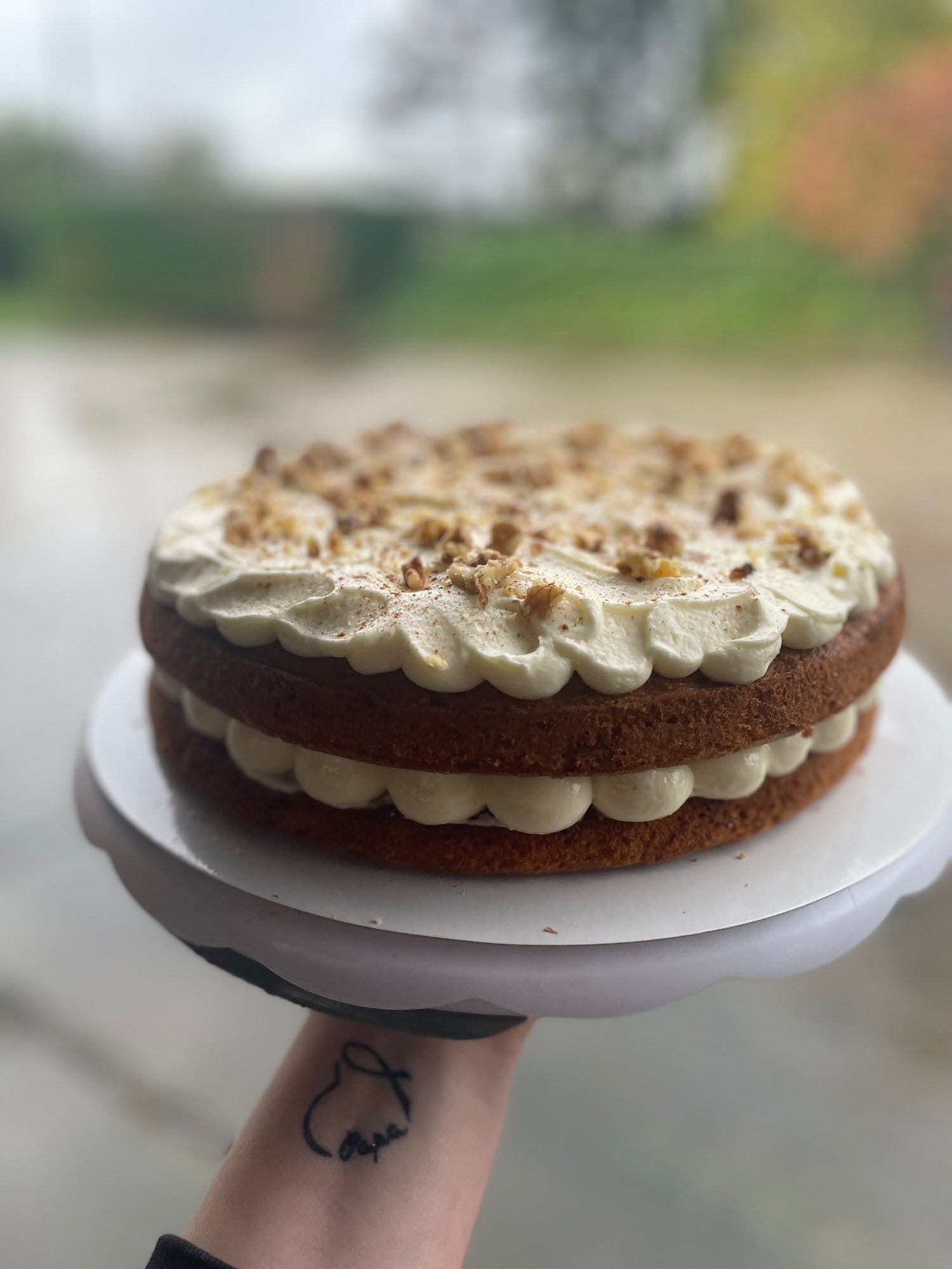 Carrot cake 10-12 p